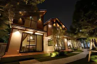 Baanrongmai Canal Front Hotel di Phra Pradaeng