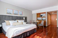 Argenta Tower Hotel & Suites Hotels near Palacio San Martín
