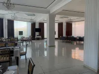 Oasis Sun Club Hotel di Bostanlik District