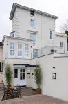 Commandery Vaults - Luxury Apartment in City Centre with Sky TV Hotels in Worcester District