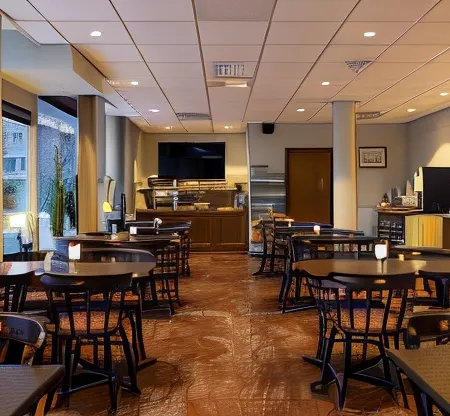 Hotel Bishops Arms Mora