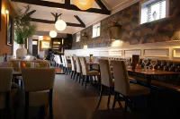 The Wheatsheaf Pub, Kitchen & Rooms Hotels in Rushcliffe District