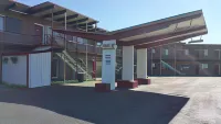 Thunder Bird Motel - Parkplatz
