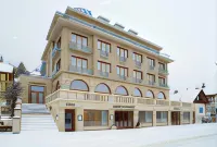 Alexandria Spa & Wellness Hotel فنادق في Pozlovice