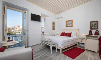 Galaxa Mansion Hotels in Tolofon