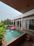 Sampai Villa Queensland Hotels near Respati Yogyakarta University, Campus 2