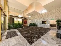 Contessa Holiday Apartments Hotels in Main Beach