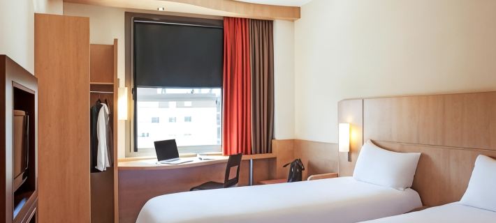 Ibis Oviedo Hotels in Oviedo