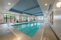 Holiday Inn Express & Suites Riverport Richmond Hôtels à : Delta