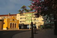 Tagus Host - 40308Al- 44211Al Hotels near Estatua de Passos Manuel