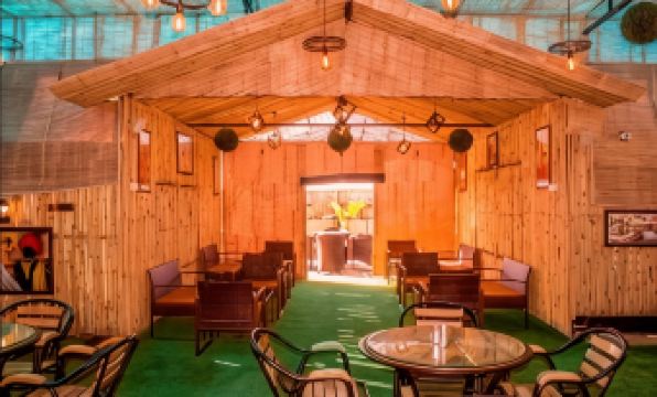 2. AP 홀리데이 ..