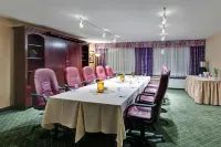 Days Inn & Suites by Wyndham Moncton