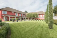 Hôtel Les Maritonnes Parc & Vignoble Restaurant Rouge & Blanc Hôtels à : Villié-Morgon