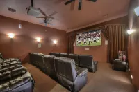 Perfect Vacation Rental. Chaufered Escalade ESV Available for SuperBowl & Golf