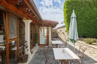Casa Rural Dona María Hotels in Ordes