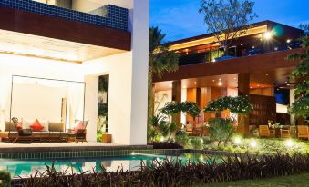 Tri-Shawa Resort