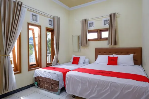 RedDoorz Near Desa Wisata Tambi Dieng