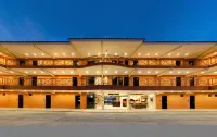 The Beach House Hotels in der Nähe von PTY Life