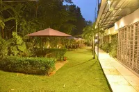 Royal Palms Luxury Service Apartment - Pet friendly