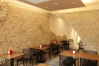 Hostal Universitat فنادق في Cervera