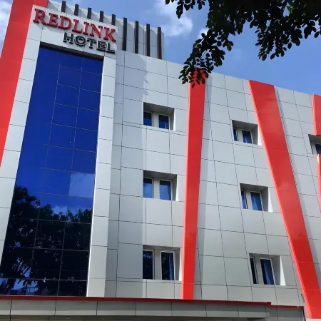 Redlink Hotel