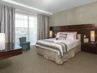 Isla Verde Hotel Hotels near Jardines de Rohrmoser Park