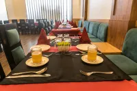 Hotel the Royal Krishna - Desayuno