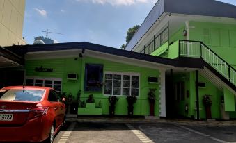 Ambianza Apartelle