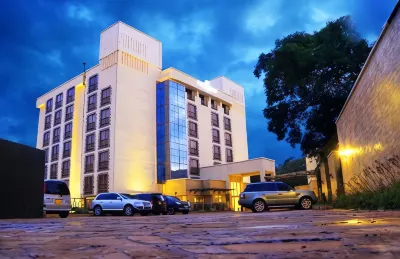 The White Rhino Hotel Các khách sạn gần Outspan Medical College