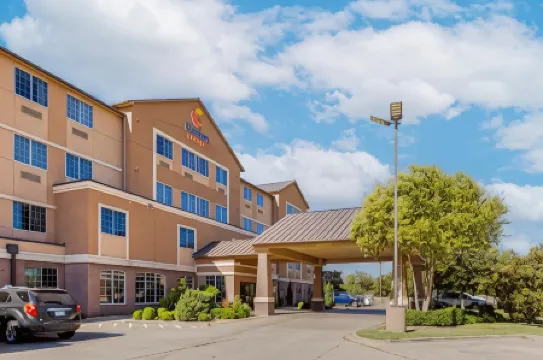 Comfort Suites Waco North - Near University Area