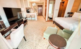 Luxury Studio with Burj Khalifa View