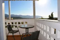 Tarmaros - Families & Groups - Ocean View