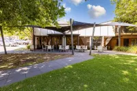 St Francis Winery Hotels in Port Noarlunga South