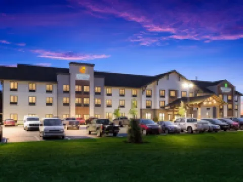 Comfort Inn & Suites Gaylord Hotels in Otsego County