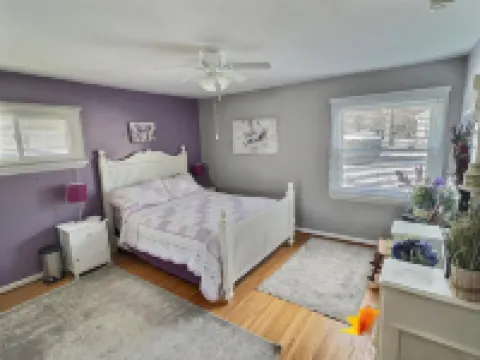 Parkside ranch on deadend street in North winton Village