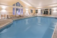La Quinta Inn & Suites by Wyndham Belgrade - Bozeman Airport Hôtels à : Belgrade