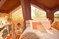 Les Etangs de la Bassée Hotels in Cannes-ecluse