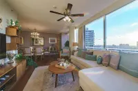 Lujoso Apartamento Familiar en el Area mas Segura y Corporativa de Asunción