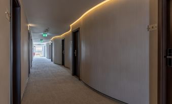 Trip Inn Conference Hotel & Suites