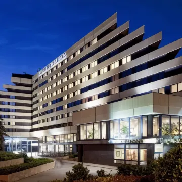 Orea Hotel Pyramida Praha Отели рядом с Аэропорт Вацлав Гавел