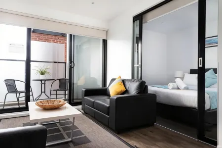 RNR Serviced Apartments North Melbourne