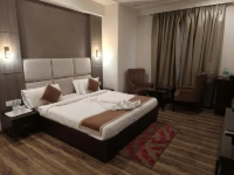 Hotel Idhayan Palace