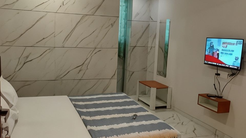 Goroomgo Janata Inn Gujarat