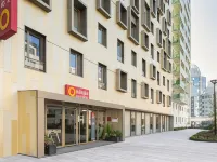 Aparthotel Adagio la Défense Courbevoie Hotels near Jardin du square des Corolles