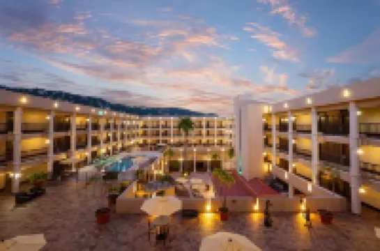 윈드워드 패시지 호텔