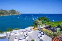 San Michele Hotel & Spa فنادق في Serrara Fontana
