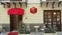 La Serenissima Hotel Отели рядом с достопримечательностью «Porta Felice»