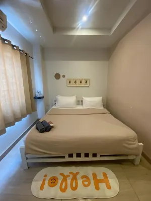 Sleep Eat Here at Donmuang Hotels in Bangkok