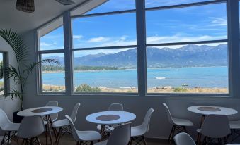 Kaikoura Seaside Lodge
