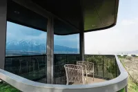 Zvezdnaya Eco-Hotel - Bjergudsigt